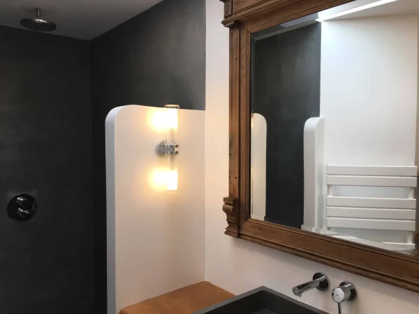 SUITE PARENTALE QUELQUE PART DANS LE VIGNOBLE — galerie